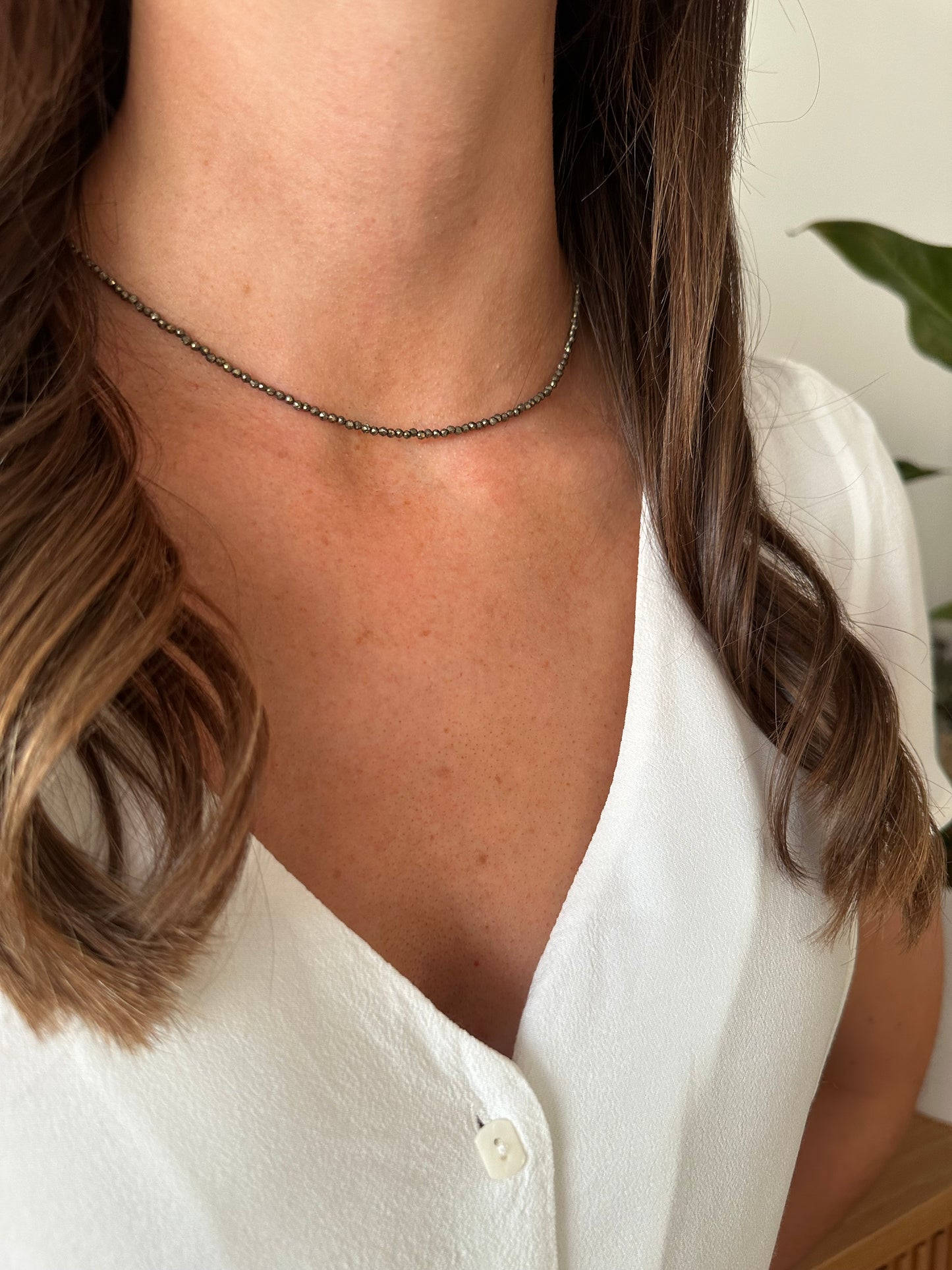 Collar piedras GRIS