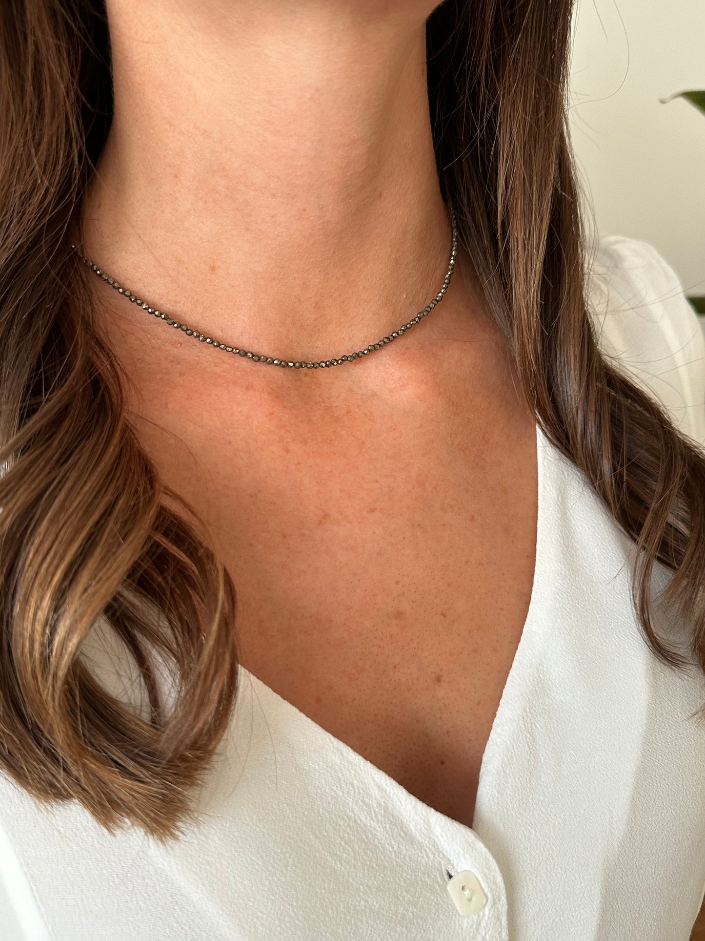 Collar piedras GRIS