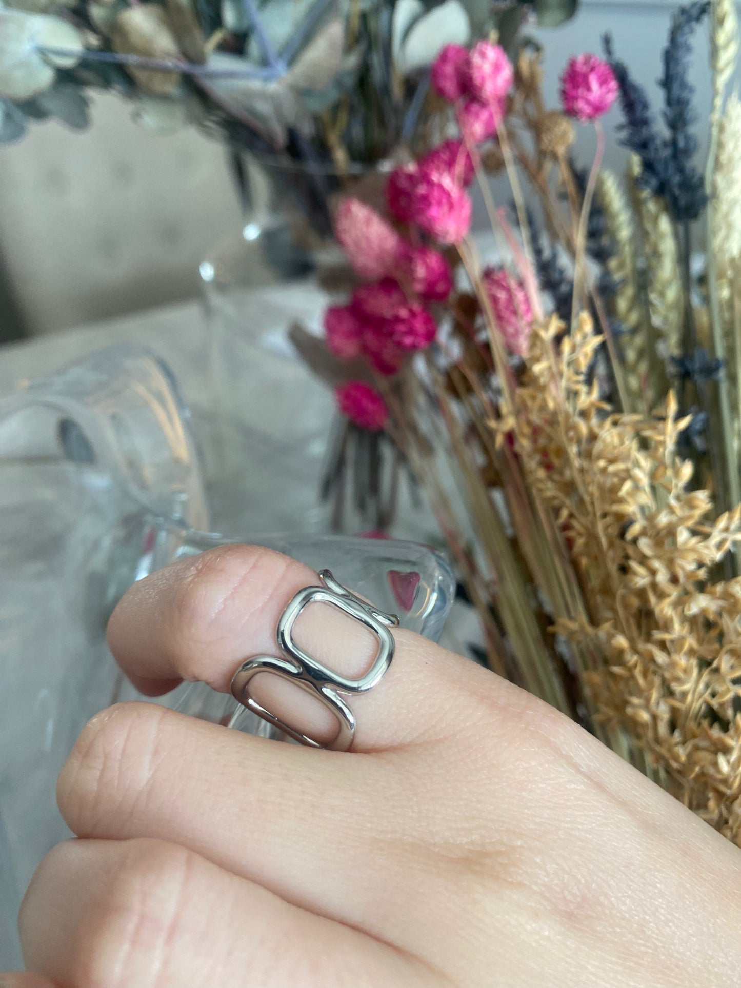 Anillo ajustable con óvalos de acero inoxidable en plata