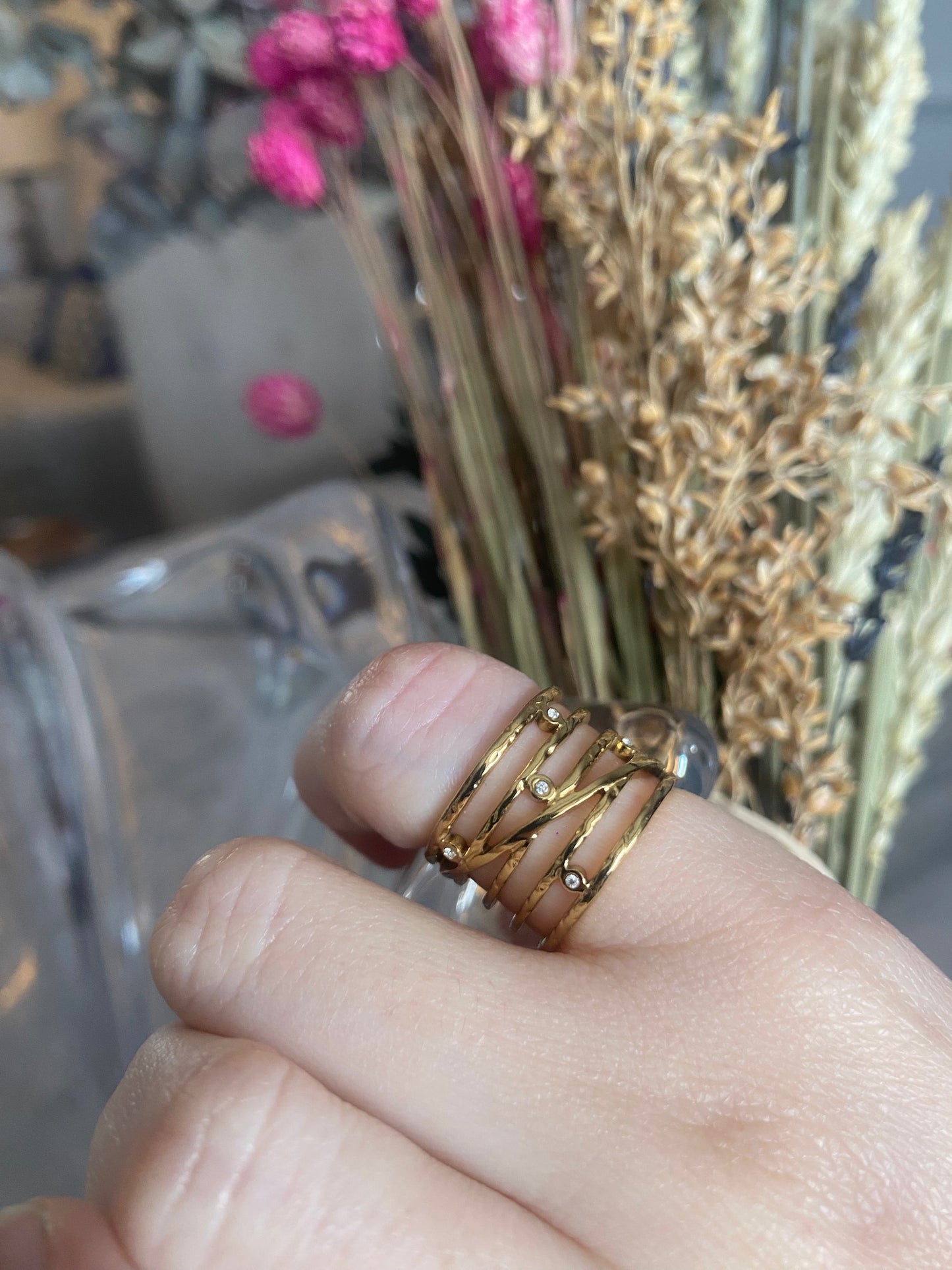 Anillo ajustable circonitas en color oro