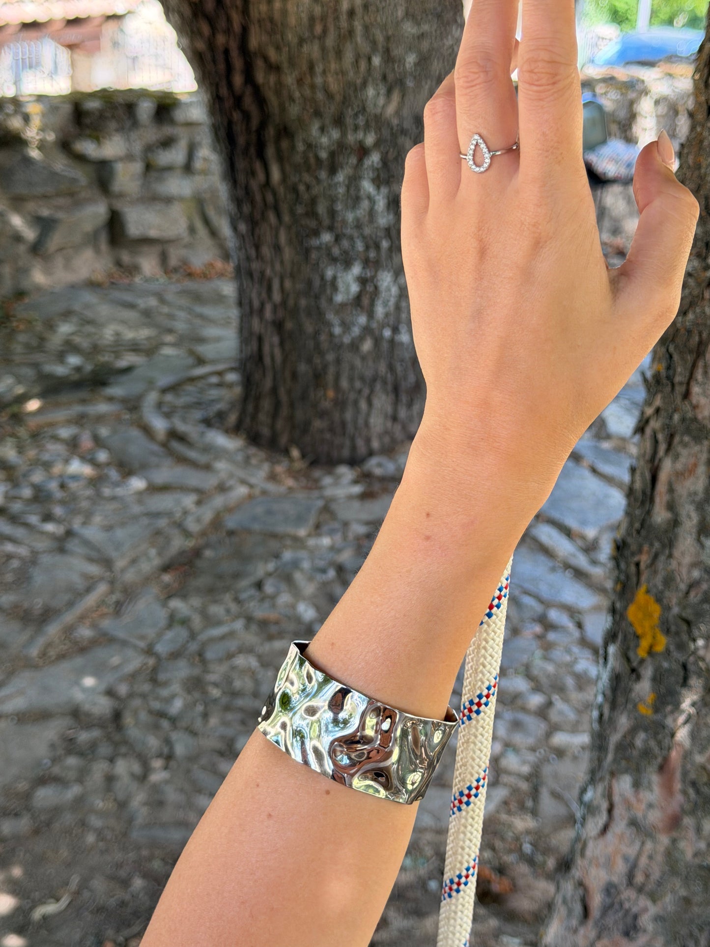 Brazalete ALEJANDRA acero inoxidable plateado