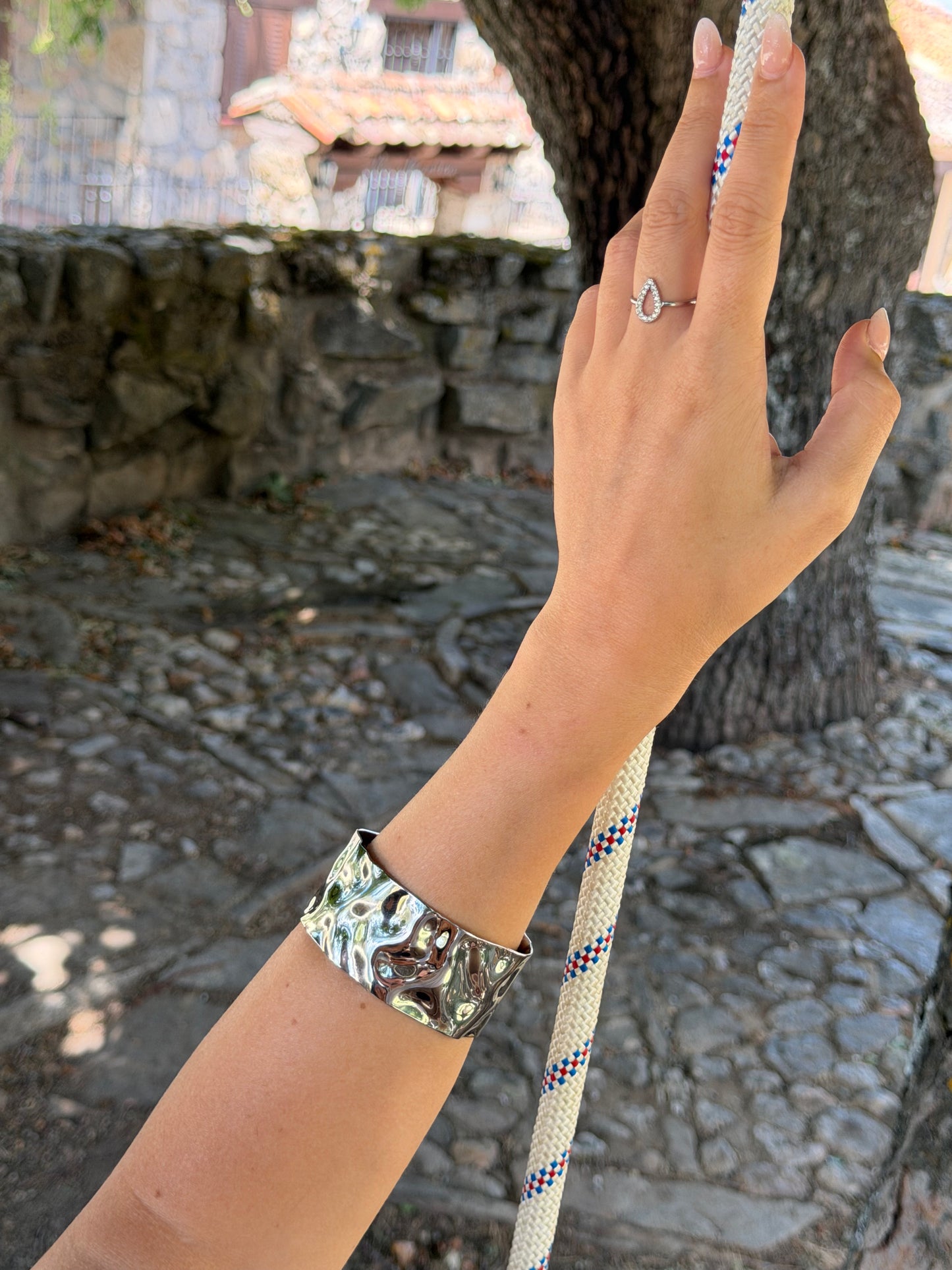 Brazalete ALEJANDRA acero inoxidable plateado