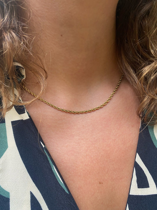 Collar fino oro